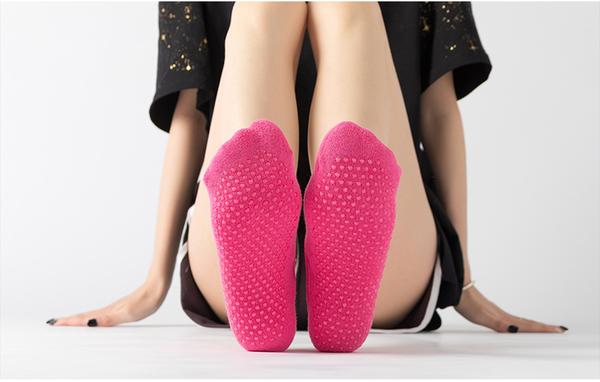 Pilates Sock (Breast Cancer Awareness Edition) - Sault & Co